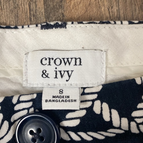 Crown & Ivy Nautical Rope Cotton Spandex Blend Navy and White 5” Shorts - Picture 4 of 9